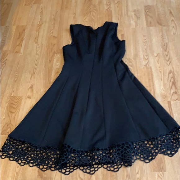 NWOT DR Collection scoop neck midi   dress, black size 6p. - Picture 4 of 4